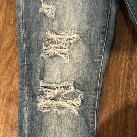 Judy Blue button up fly distressed light denim size 7/28 - Picture 4 of 7